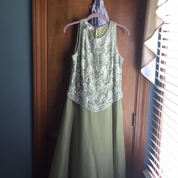 evening gown worn to wedding - Picture 3 of 3